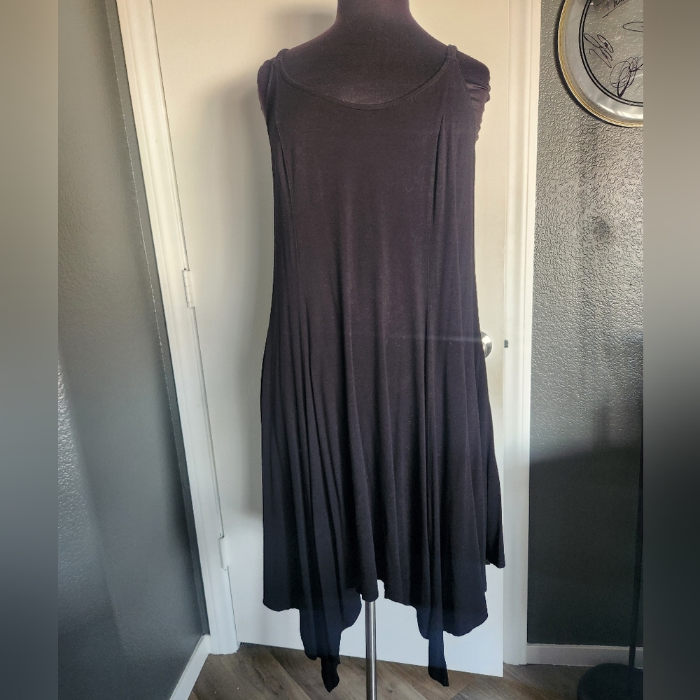 Hankerchief Hem Black Sleeveless Dress